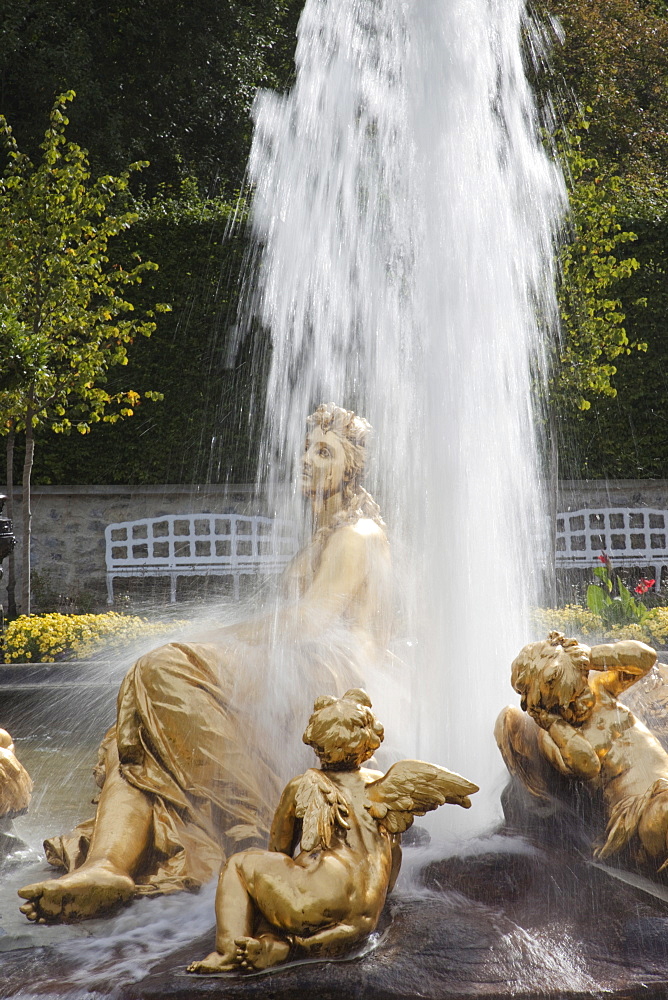 The Flora Fountain, Linderhof Palace, Romantic Road, Bavaria, Germany, Europe