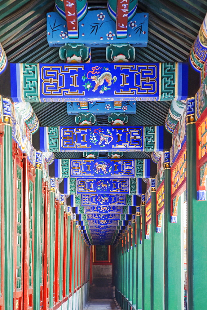 Stairway gallery, the Buddhist Fragrance Pavilion, Summer Palace, UNESCO World Heritage Site, Beijing, China, Asia