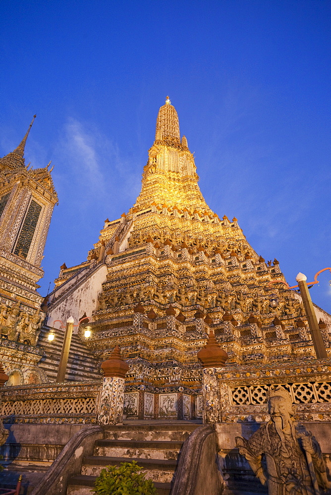 Wat Arun (Temple of the Dawn), Bangkok, Thailand, Southeast Asia, Asia