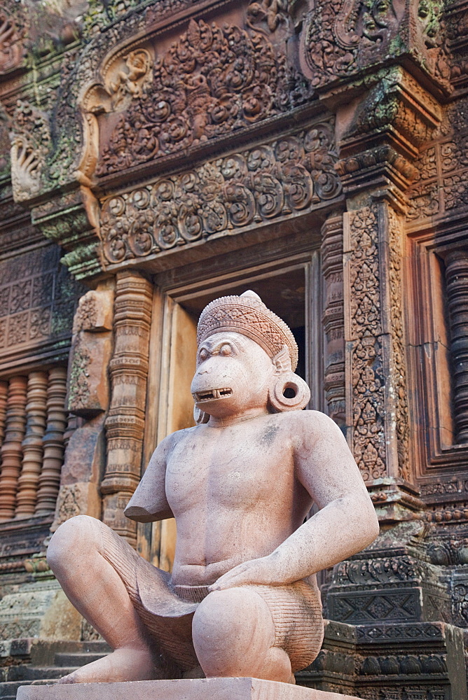 Guardian figure, Banteay Srei Temple, Angkor, UNESCO World Heritage Site, Siem Reap, Cambodia, Indochina, Southeast Asia, Asia