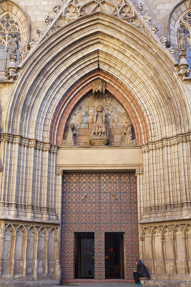 Entrance to Santa Maria Del Mar church, Gothic Quarter, Barcelona, Catalonia, Spain, Europe