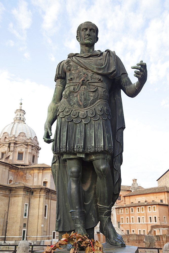 Julius Caesar statue on the Via Imperiali, Rome, Lazio, Italy, Europe