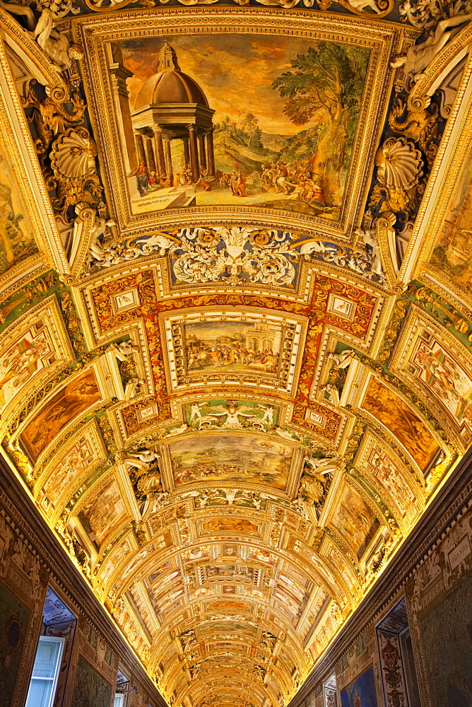 Ceiling of the Gallery of Maps, Vatican Museum, The Vatican, Rome, Lazio, Italy, Europe