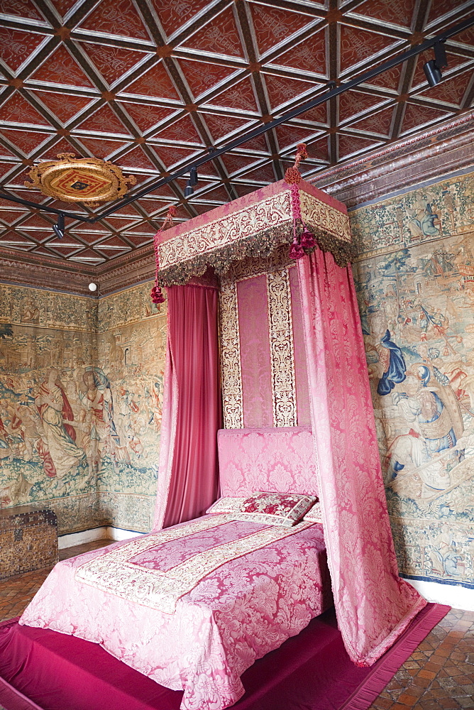 The Five Queens Bedroom, Chenonceau Castle, Indre et Loire, Loire Valley, France, Europe