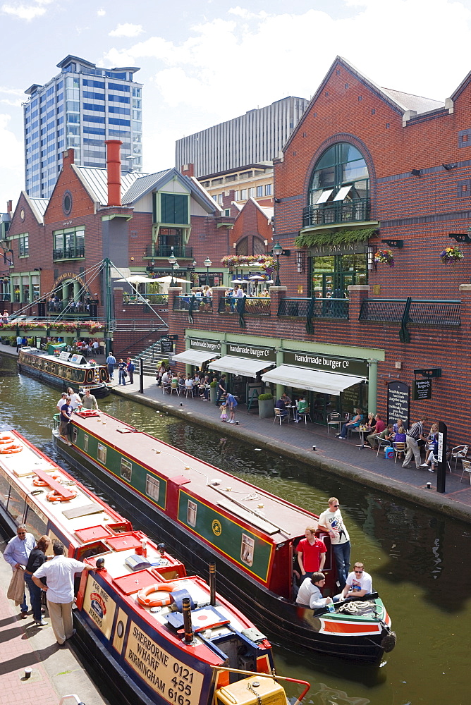 Worcester and Birmingham Canal, Birmingham, West Midlands, England, United Kingdom, Europe