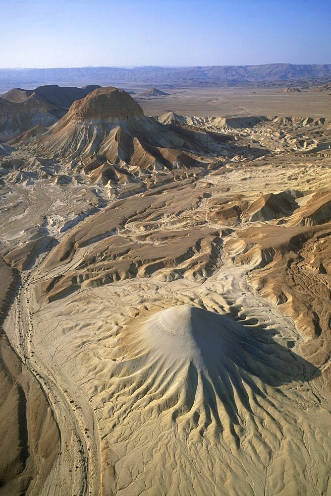 Aerial photograph of Mitz'pe Meishar and wadi Ashosh in the Negev desert, Israel