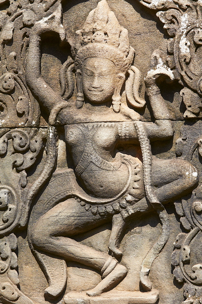 Detail of Apsara relief sculpture, Bayon temple, dating from the 13th century, Angkor, UNESCO World Heritage Site, Siem Reap, Cambodia, Indochina, Southeast Asia, Asia