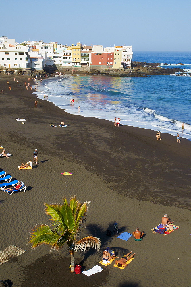 Black sand beach, Puerto la Cruz, Tenerfie, Canary Islands, Spain, Atlantic Ocean, Europe