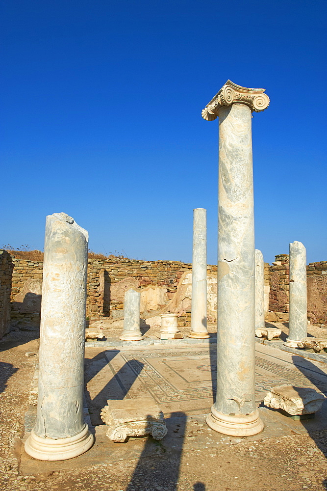 House of the Sacred Lake, Delos, UNESCO World Heritage Site, Cyclades Islands, Greek Islands, Greece, Europe