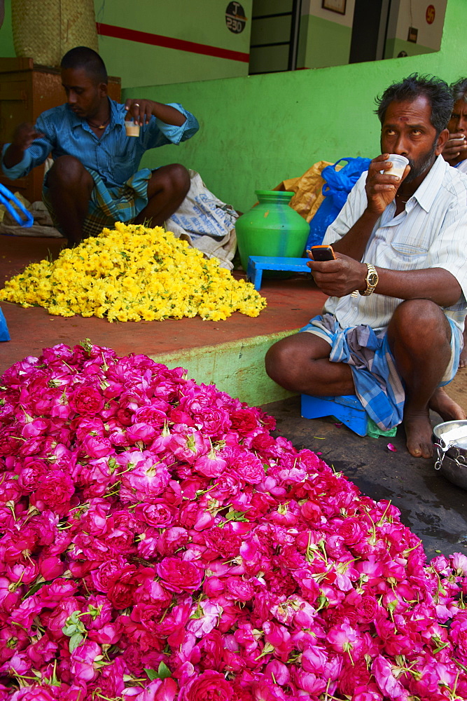 Flower market, Madurai, Tamil Nadu, India, Asia