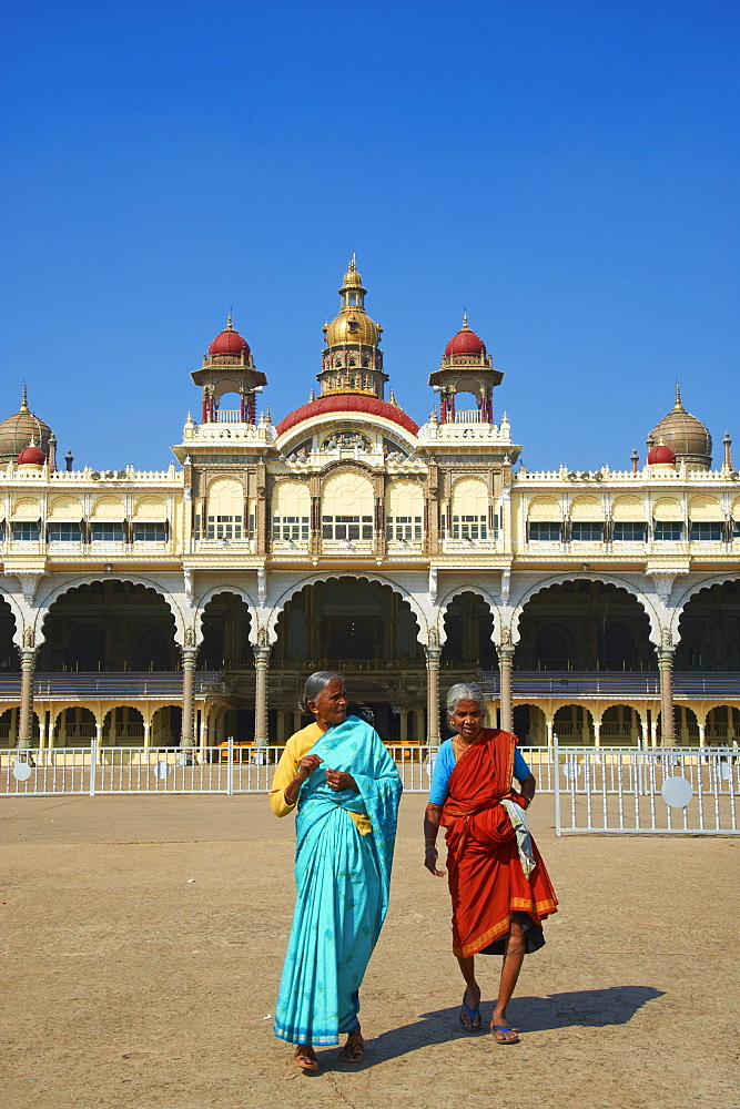 Maharaja's Palace, Mysore, Karnataka, India, Asia