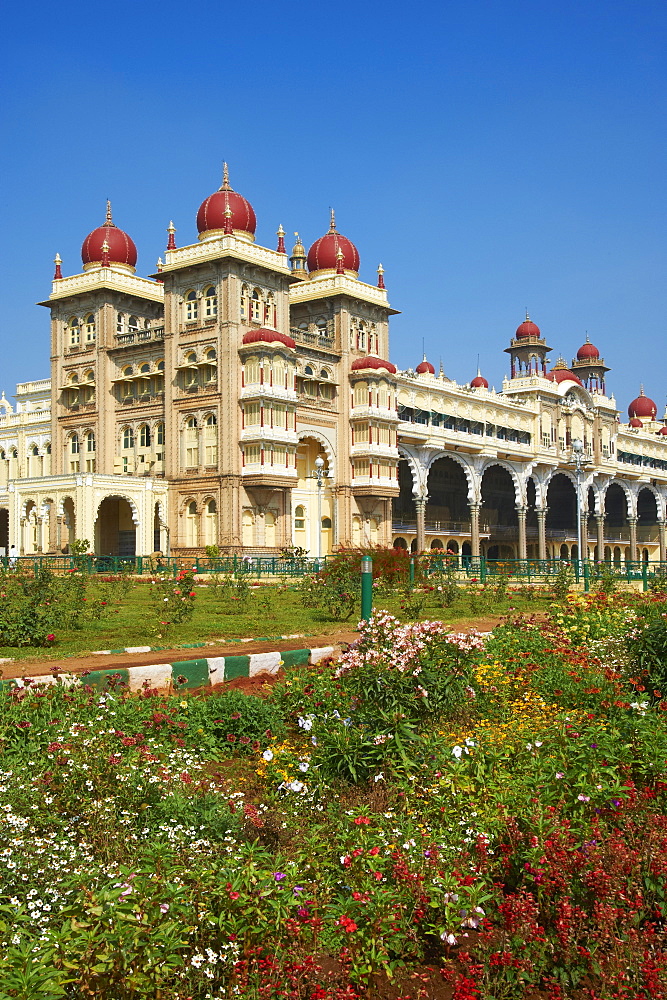 Maharaja's Palace, Mysore, Karnataka, India, Asia