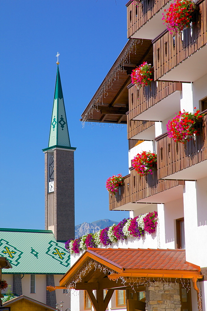 Town church, Pozza di Fassa, Fassa Valley, Trento Province, Trentino-Alto Adige/South Tyrol, Italian Dolomites, Italy, Europe