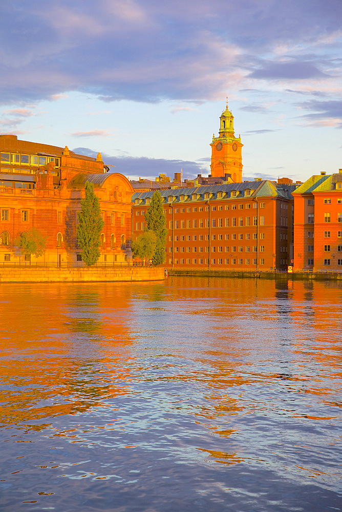 Helgeandsholmen at sunset, Gamla Stan, Stockholm, Sweden, Scandinavia, Europe