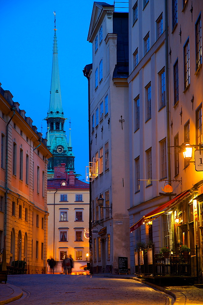 Stortorget Square cafes at dusk, Gamla Stan, Stockholm, Sweden, Scandinavia, Europe