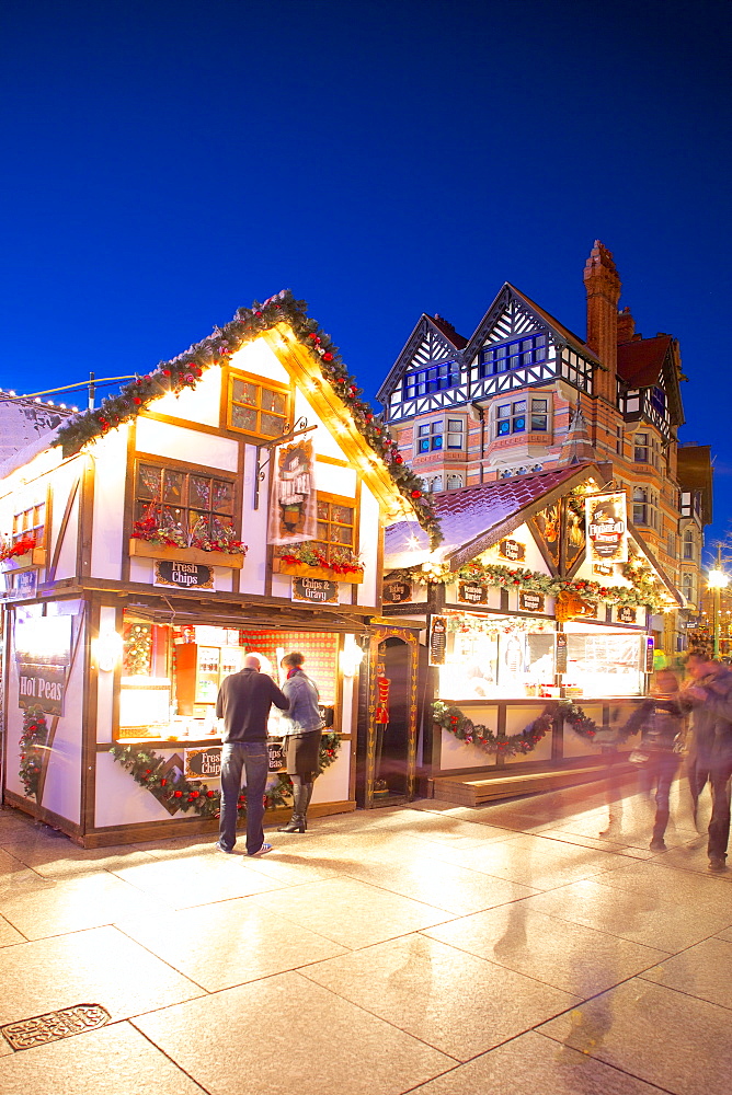 Christmas Market stalls, Market Square, Nottingham, Nottinghamshire, England, United Kingdom, Europe