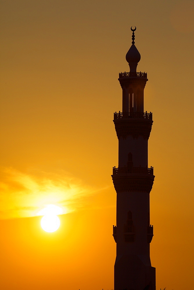 Mosque Minaret at sunset, Dubai, United Arab Emirates, Middle East