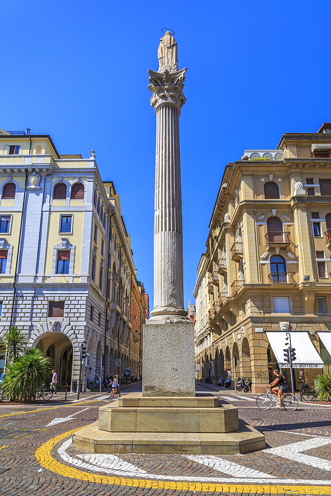 Colonna Madonna di Noli in Piazza Garibaldi against blue sky, Padua, Veneto, Italy, Europe