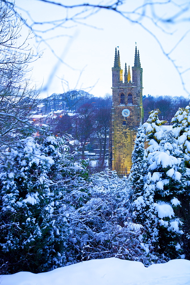 Cathedral of the Peak in snow, Tideswell, Peak District National Park, Derbyshire, England, United Kingdom, Europe 