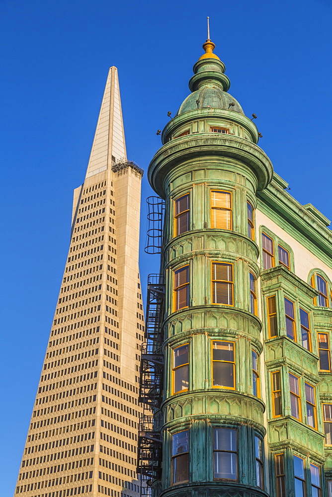 View of Transamerica Pyramid building and Columbus Tower on Columbus Avenue, North Beach, San Francisco, California, United States of America, North America