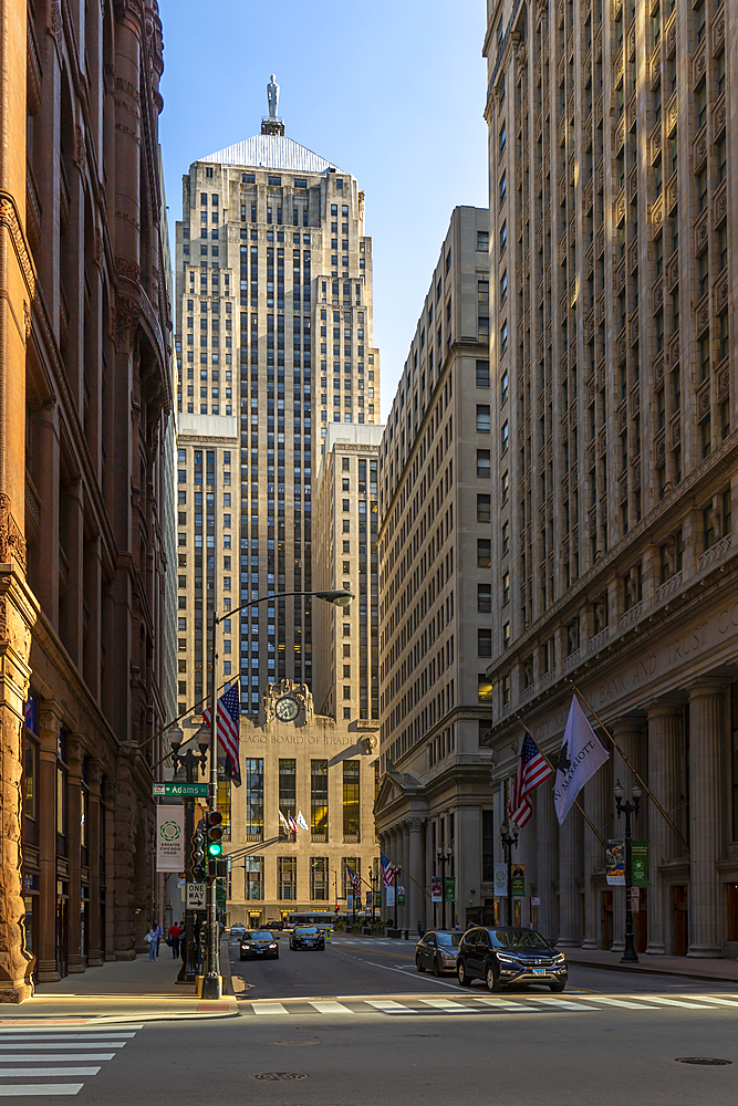 View of Chicago Board of Trade building, Downtown Chicago, Illinois, United States of America, North America