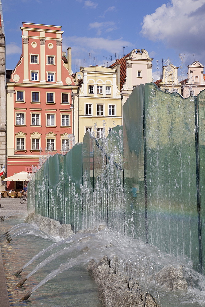 Market Square architecture and fountain, Old Town, Wroclaw, Silesia, Poland, Europe