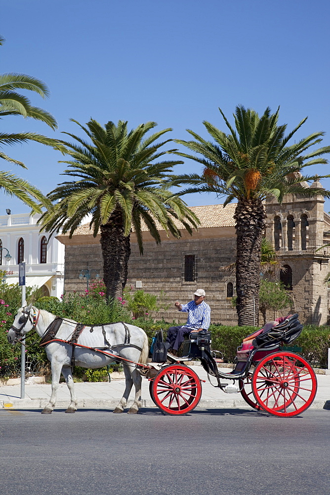 Horse and carriage and St. Nicholas Church, Zakynthos Town, Zakynthos, Ionian Islands, Greek Islands, Greece, Europe