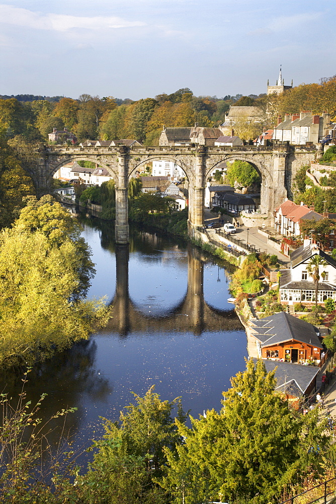 Knaresborough Viaduct and River Nidd in autumn, North Yorkshire, Yorkshire, England, United Kingdom, Europe