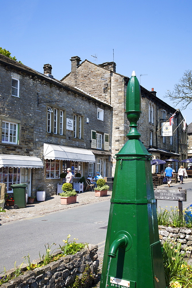 The Square at Grassington, Wharfedale, Yorkshire Dales, Yorkshire, England, United Kingdom, Europe