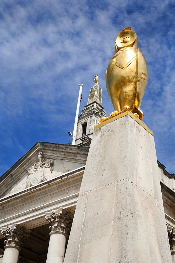 Civic Hall and Leeds Owl in Millennium Square, Leeds, West Yorkshire, Yorkshire, England, United Kingdom, Europe