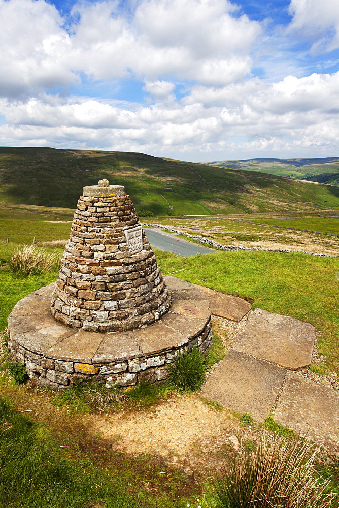 Muker Parish 2000 Stone Seat above Thwaite in Swaledale Yorkshire Dales, Yorkshire, England, United Kingdom, Europe