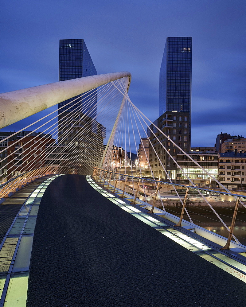 The Zubizuri footbridge, designed by architect Santiago Calatrava, Bilbao, Biscay, Basque Country, Spain, Europe