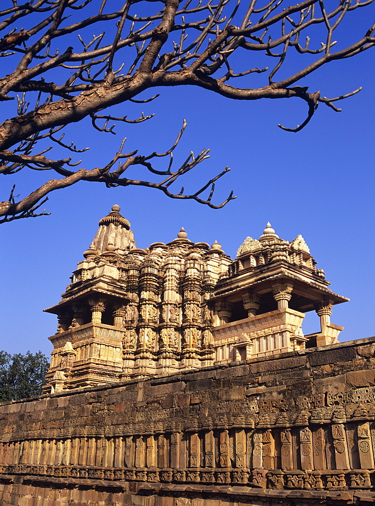 One of the Chandela temples at Khajuraho, UNESCO World Heritage Site, Madhya Pradesh, India, Asia