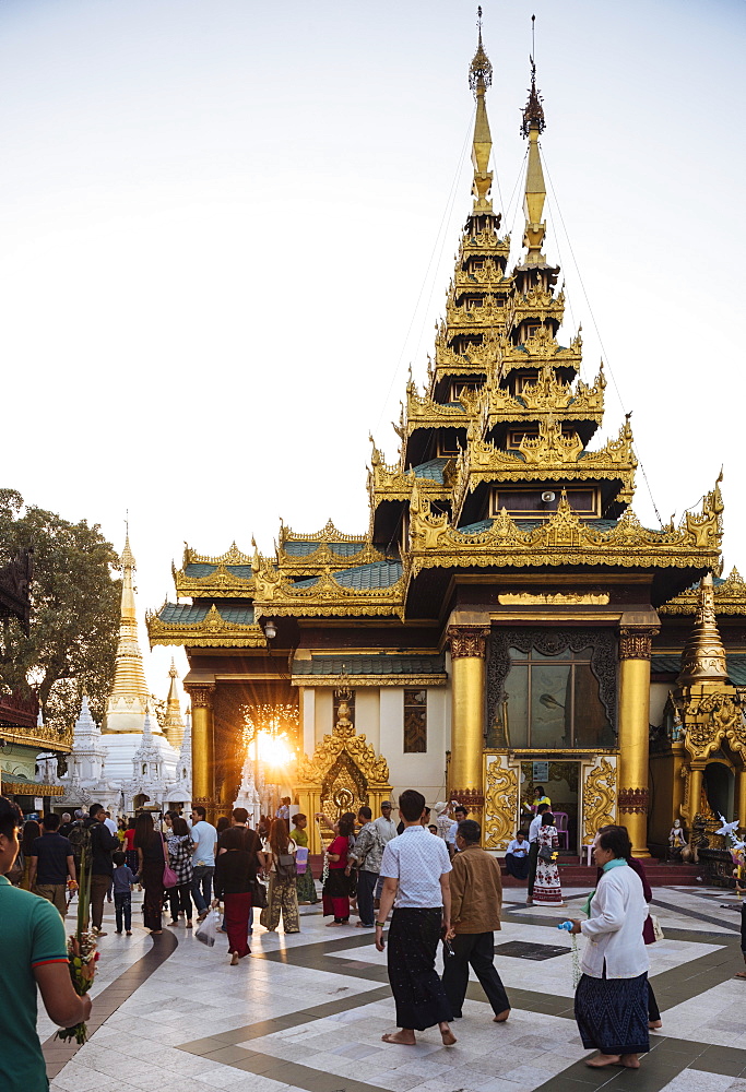 Sunset at Shwedagon Pagoda, Yangon (Rangoon), Myanmar (Burma), Asia