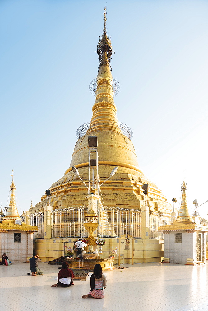 Dawn at Botahtaung Pagoda, Yangon (Rangoon), Myanmar (Burma), Asia