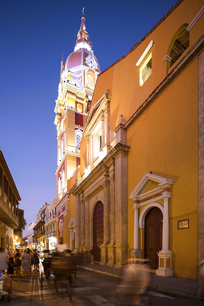 Colonial architecture at night, Old City, UNESCO World Heritage Site, Cartagena, Bolivar Department, Colombia, South America