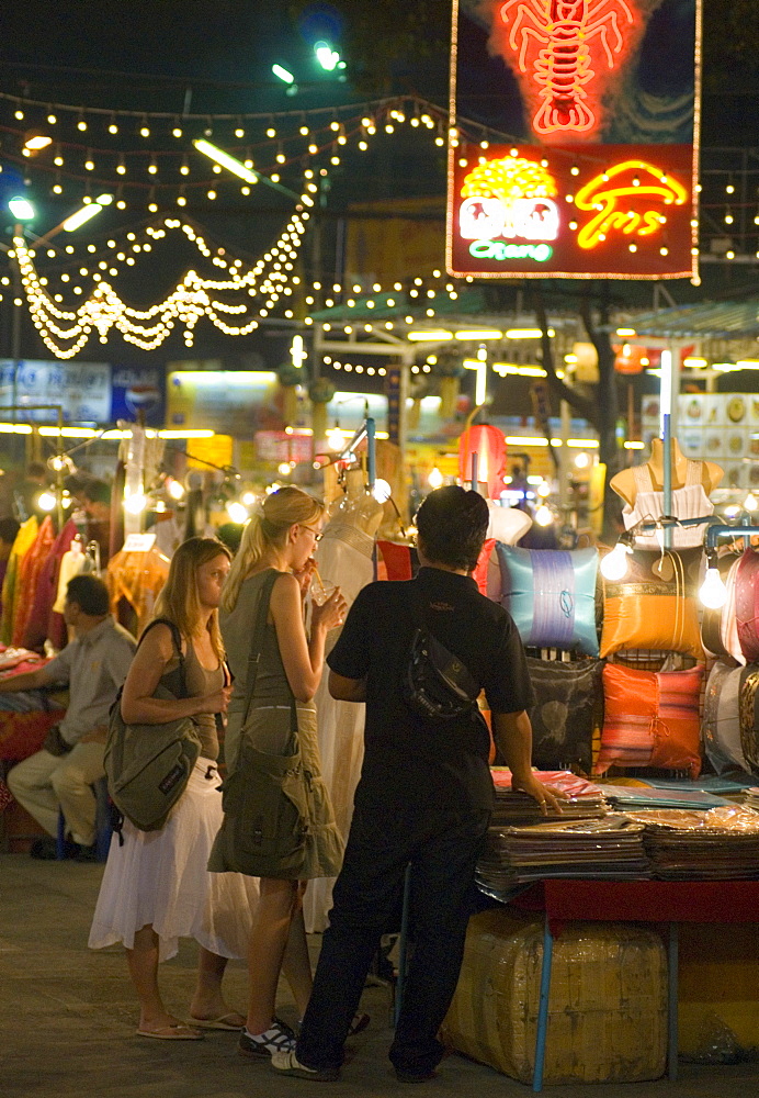 Chiang Mai Night Market, Chiang Mai Province, Thailand, Southeast Asia, Asia