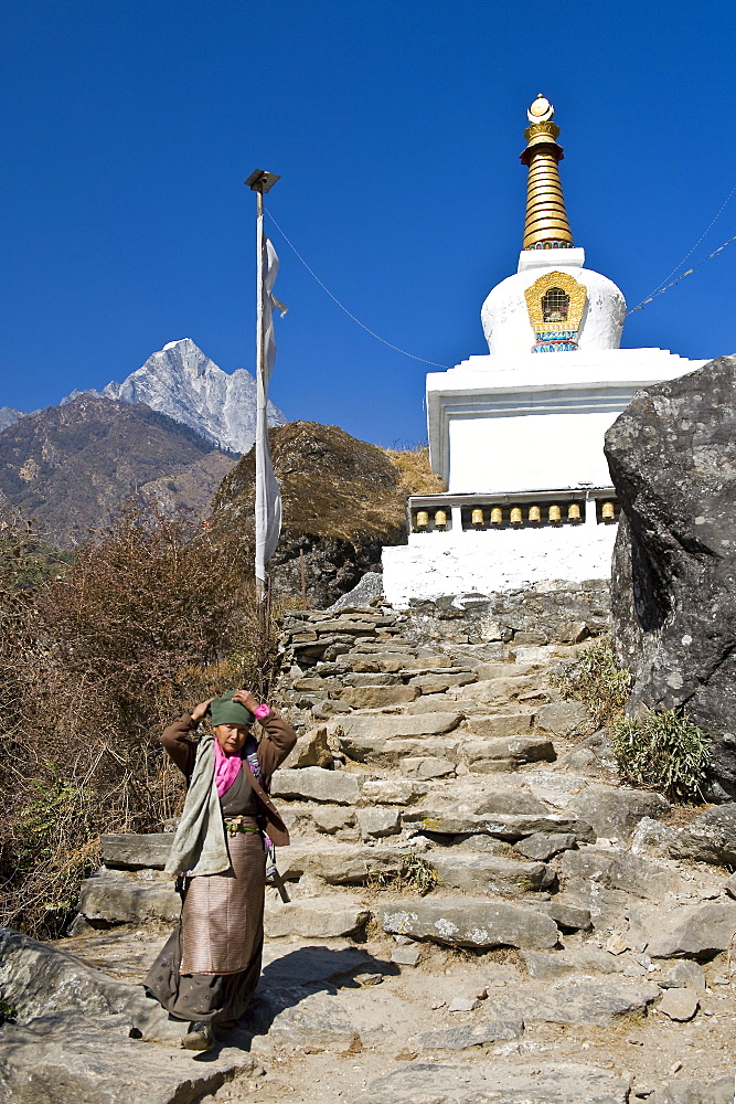 Buddhist Stupa, Solu Khumbu Region, Nepal, Himalayas, Asia