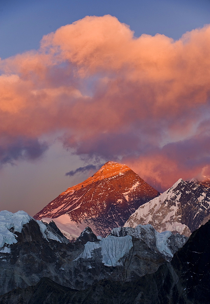 View from Gokyo Ri of Mount Everest, 8850 metres, and Mount Lhotse, 8501 metres, Dudh Kosi Valley, Solu Khumbu (Everest) Region, Nepal, Himalayas, Asia