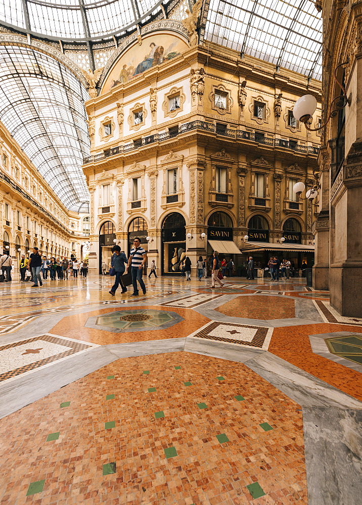 Interior of Galleria Vittorio Emanuele Shopping Mall, Milan, Lombardy, Italy, Europe