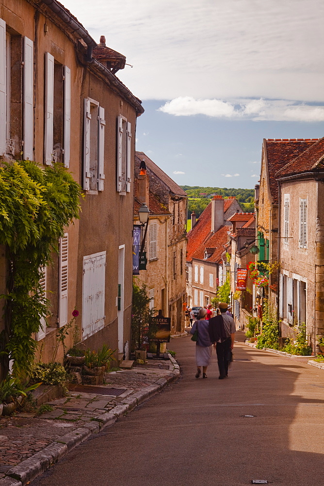 Looking down the main street in Vezelay, Yonne, Burgundy, France, Europe