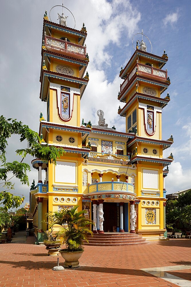 Cao Dai Temple near to Hoi An in central Vietnam, Indochina, Southeast Asia, Asia