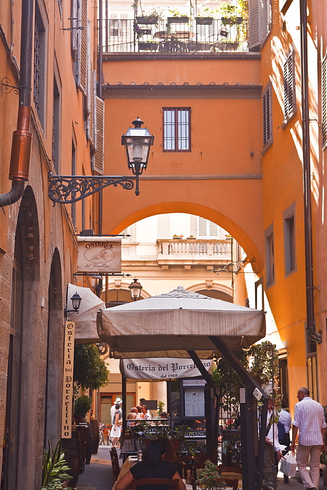 A narrow backstreet in the heart of Florence, Tuscany, Italy, Europe