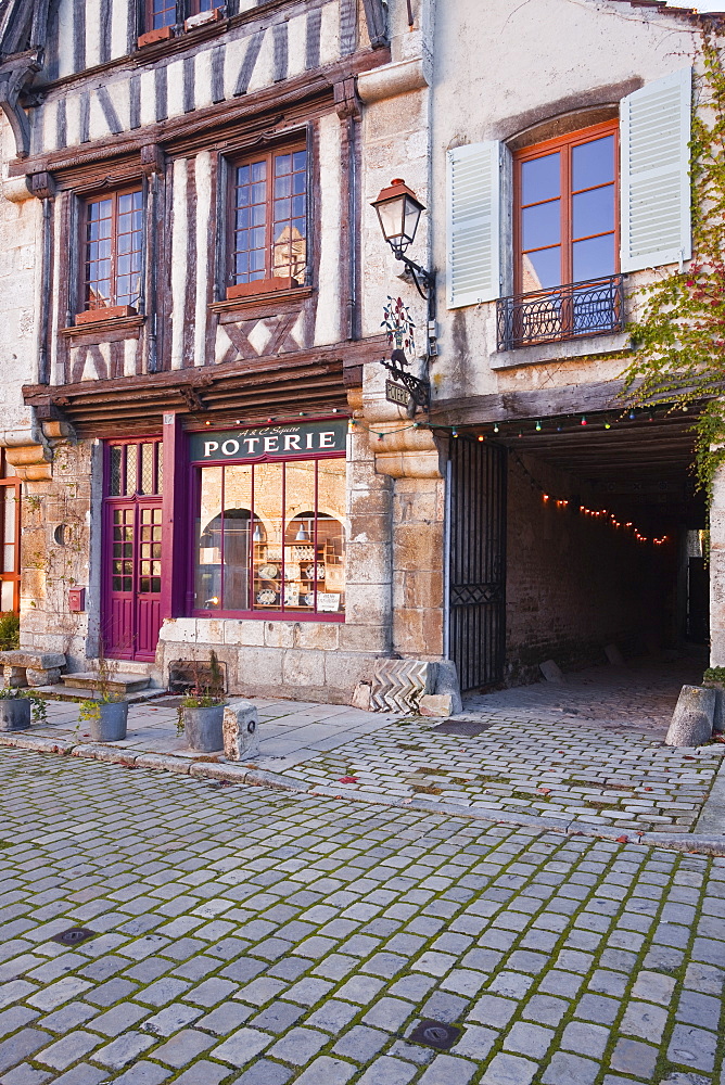 An old pottery in the village of Noyers-sur-Serein, one of the Beaux Villages de France, Yonne, Burgundy, France, Europe