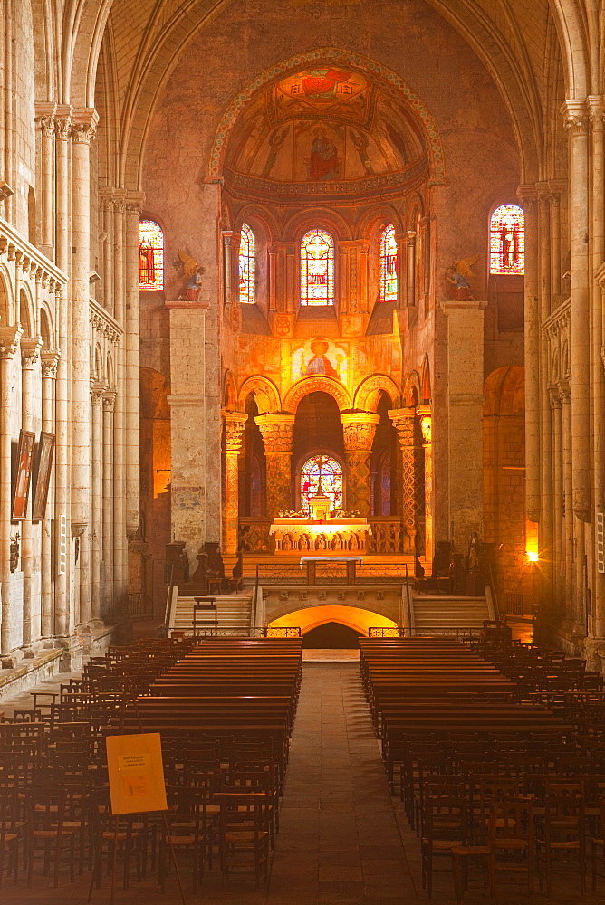 Eglise Sainte Radegonde, Poitiers, Vienne, Poitou-Charentes, France, Europe