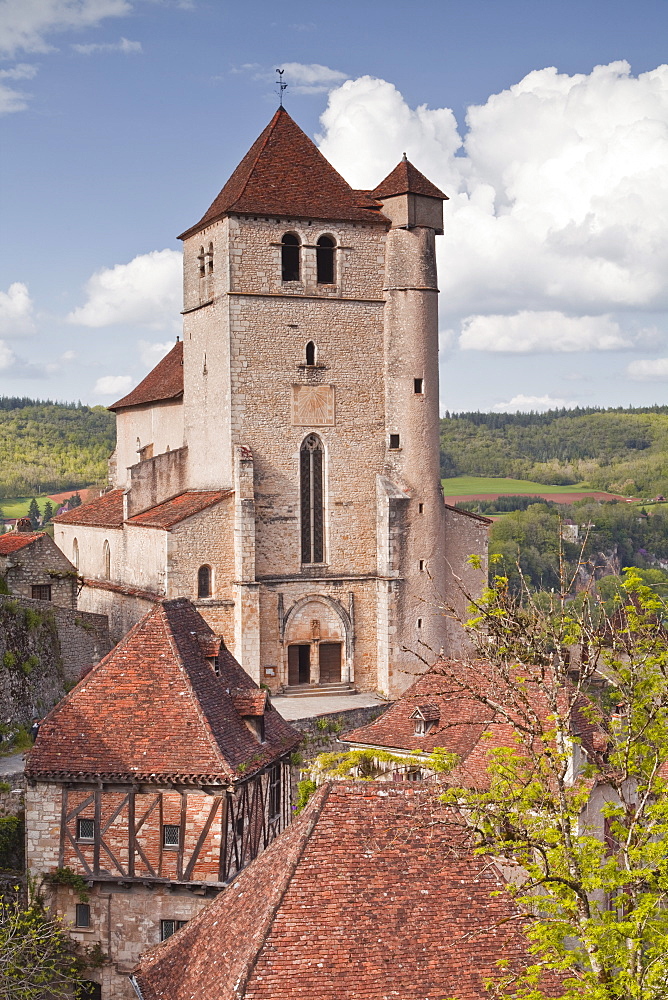 The village of Saint Cirq Lapopie, designated a Beaux Village de France, Lot, France, Europe 