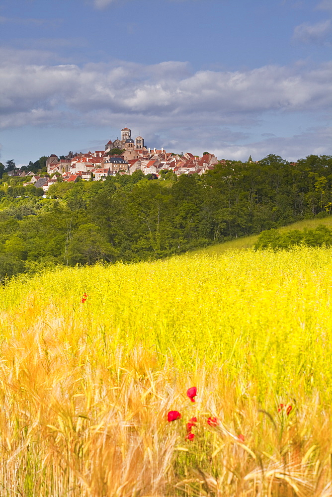 The Beaux Village de France of Vezelay in the Yonne area, Burgundy, France, Europe 