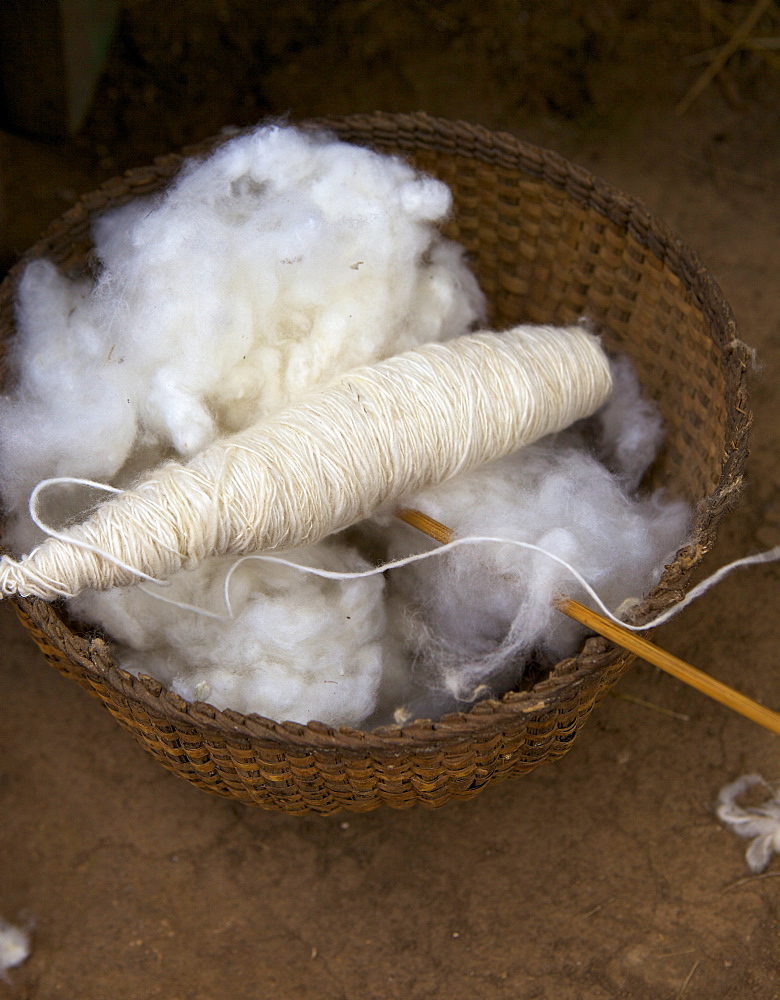 Spinning cotton, Chencha, Dorze, Ethiopia, Africa