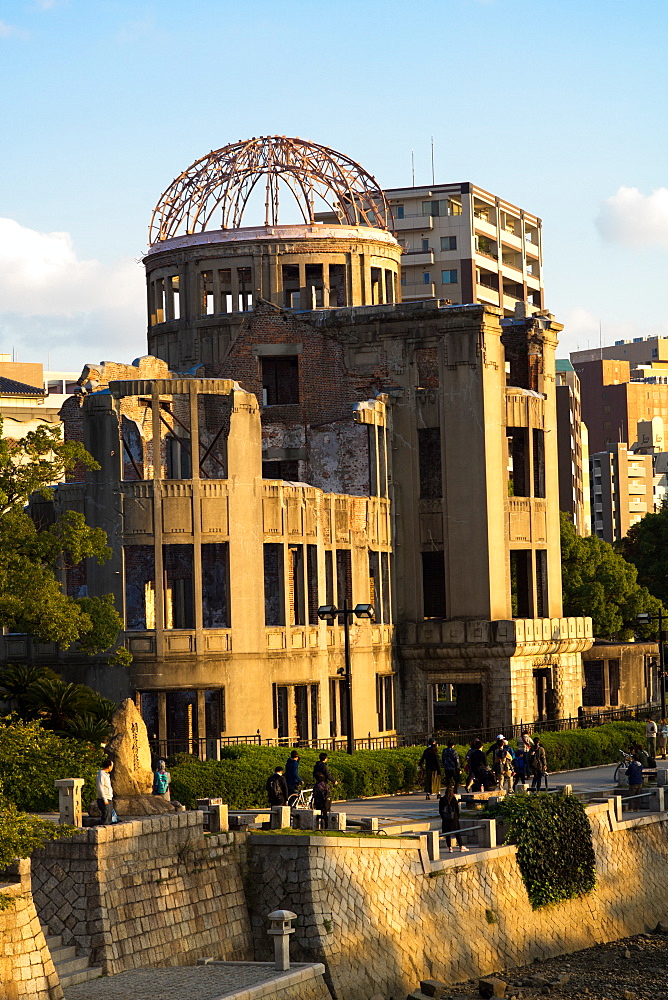 Atomic Bomb Dome (Genbaku Dome), UNESCO World Heritage Site, in Hiroshima Peace Memorial Park, Hiroshima, Japan, Asia