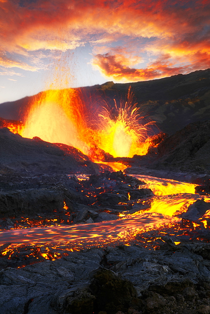 Piton de la Fournaise in activity, Volcano eruption 13 of september 2016, Reunion